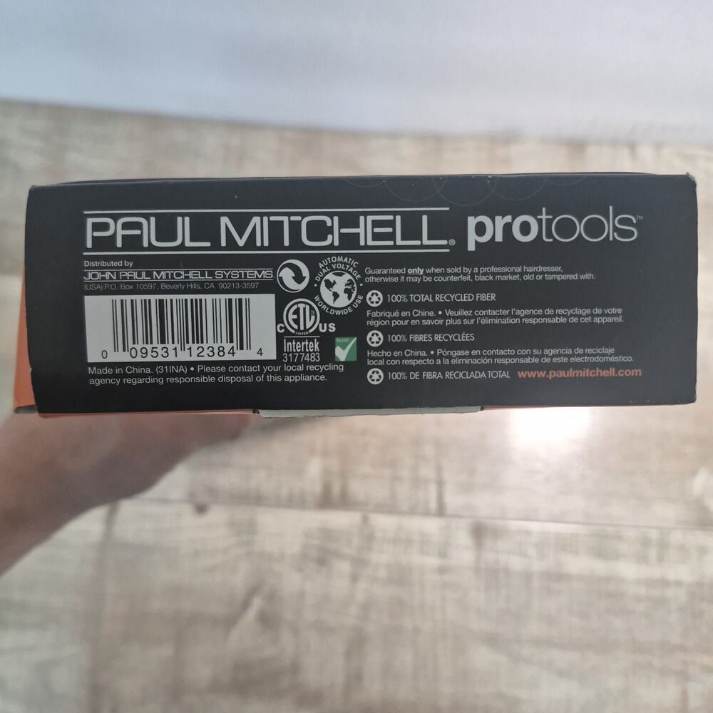 Paul Mitchell Express Ion Unclipped 3-in-1 Curling Iron - Black (31INA) - Picture 3 of 7